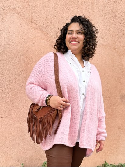 Athenais, gilet maille, coloris rose tendre, grande taille